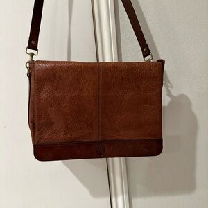 Men’s Leather Saddle Bag